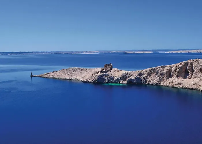 2 Bedroom Stunning In Pag Апартаменты *