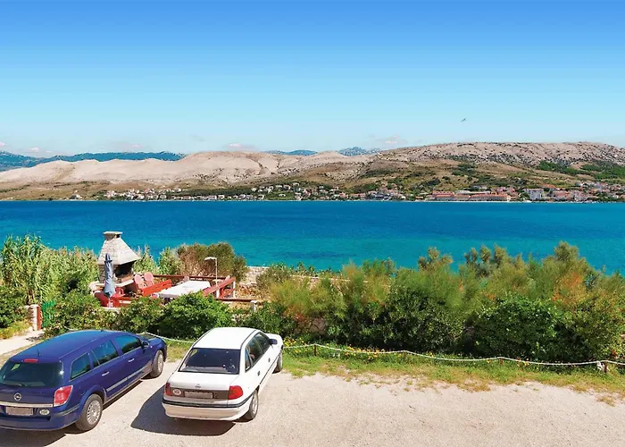 2 Bedroom Stunning In Pag * Паг