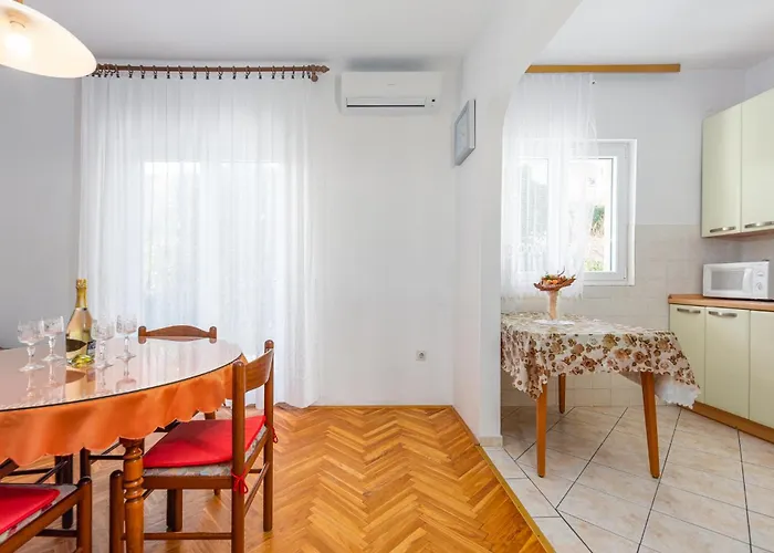 公寓 2 Bedroom Stunning In Pag 帕格