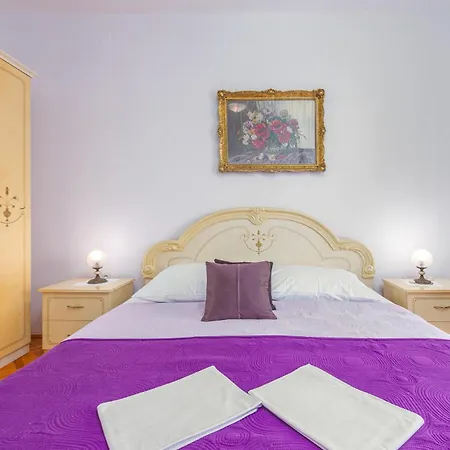Apartamento 2 Bedroom Lovely Apartment In Pag *